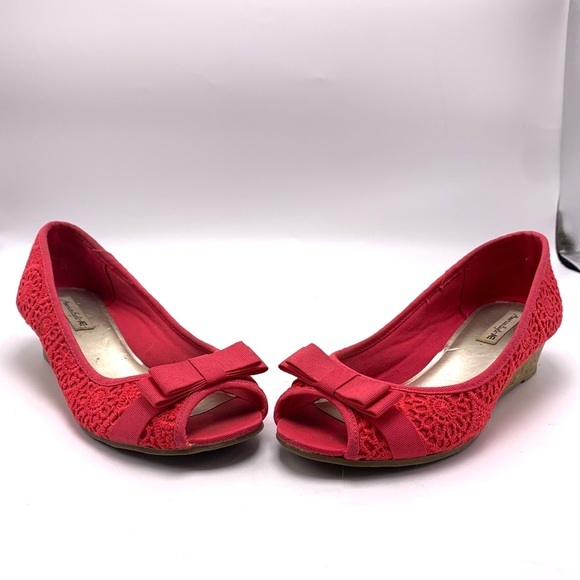 American Eagle Pink Peep Toe Crochet Cork Wedges - Picture 6 of 14